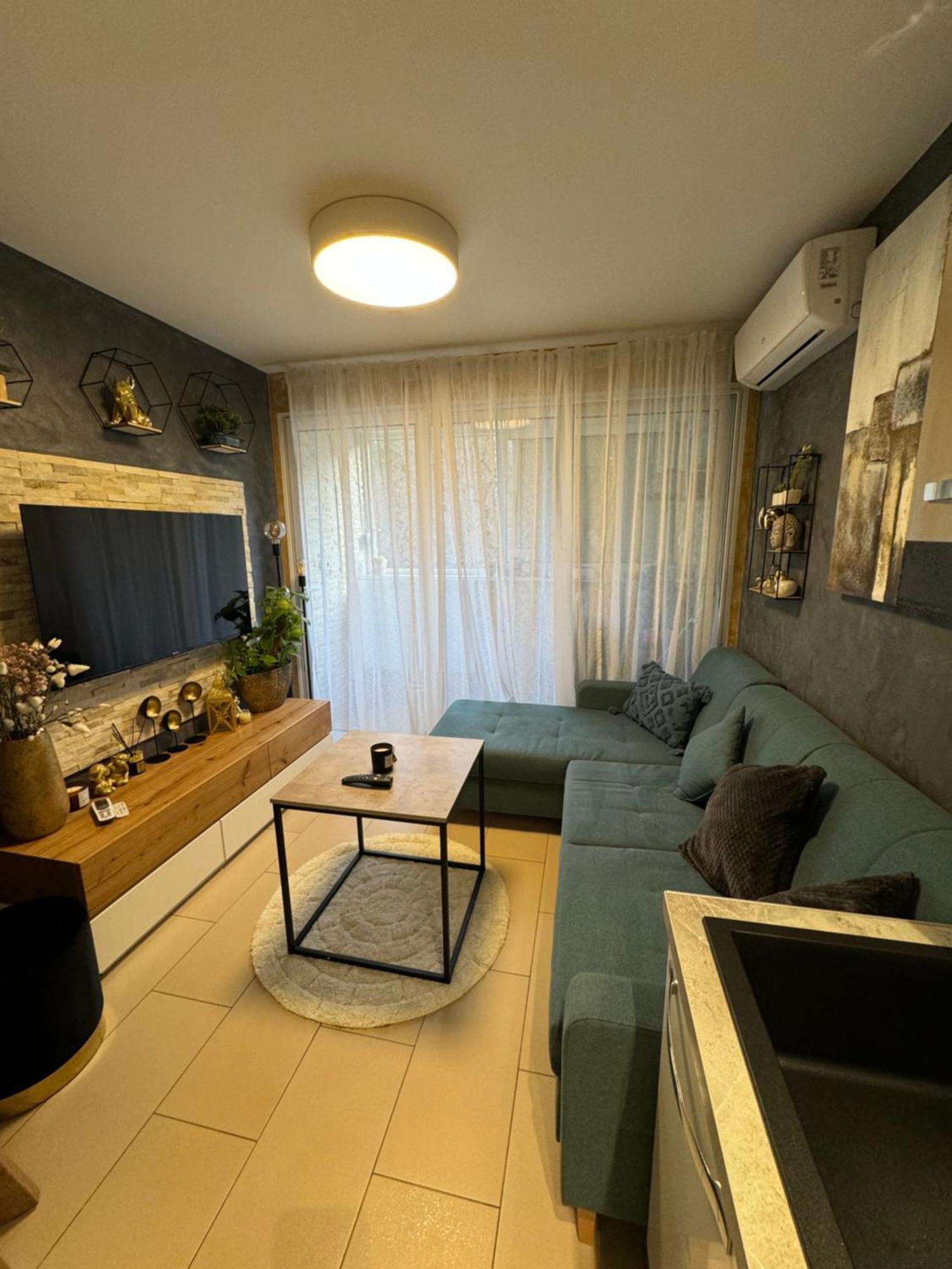 Apartment Astra With Private Parking Сплит Екстериор снимка