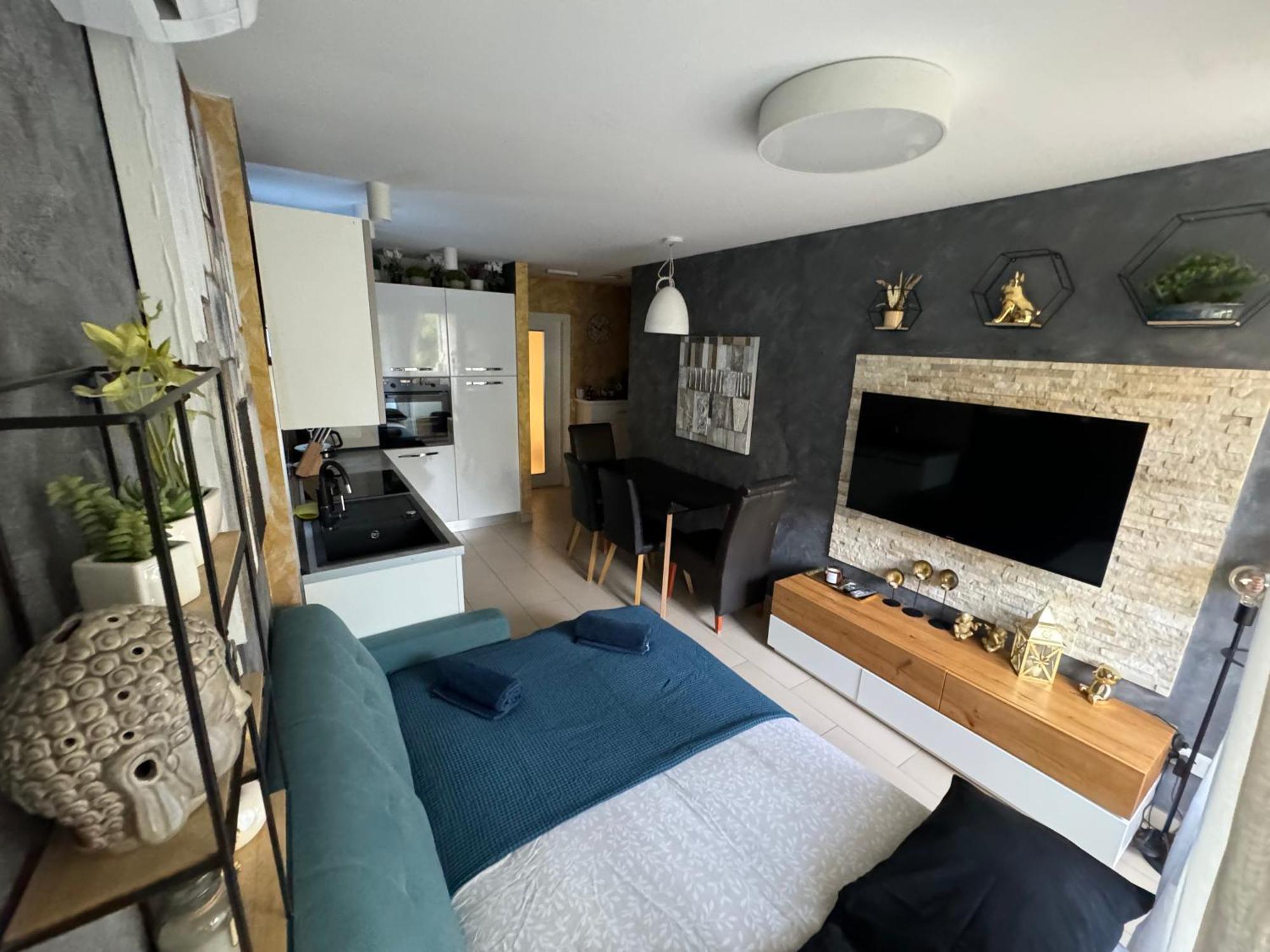 Apartment Astra With Private Parking Сплит Екстериор снимка