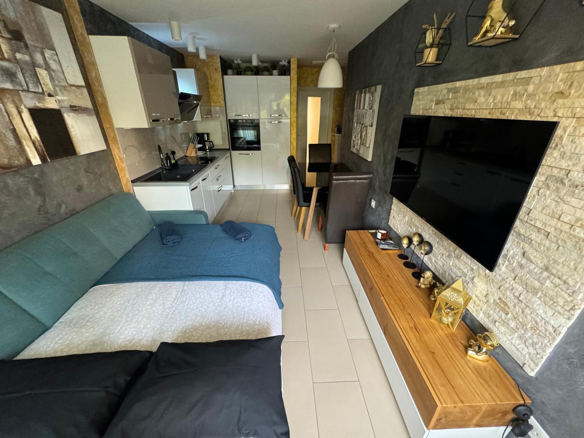 Apartment Astra With Private Parking Сплит Екстериор снимка